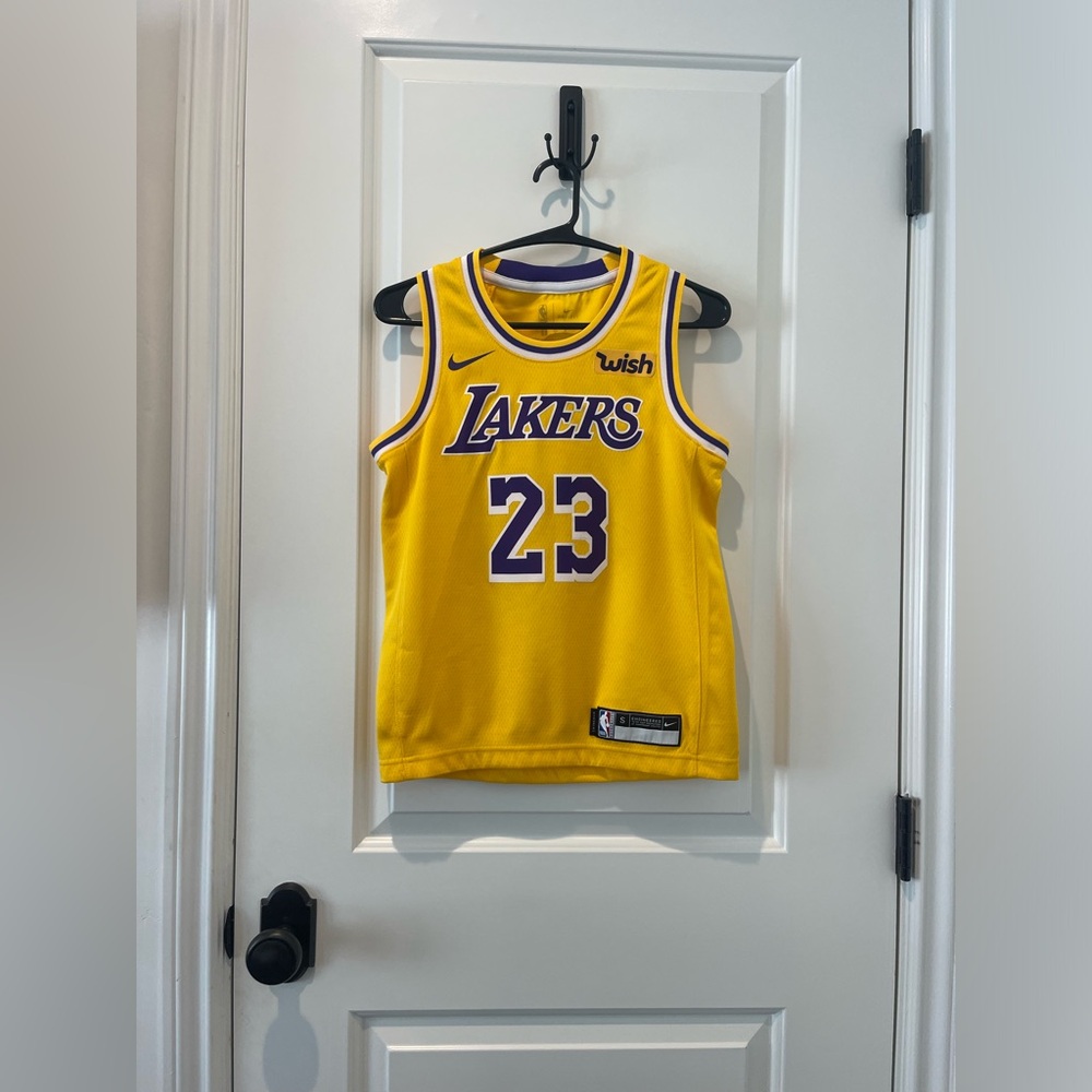 James Lakers Jersey